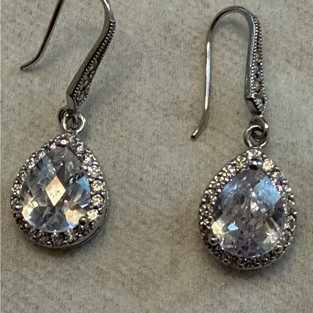 Source Unknown Silver Teardrop Earrings - Picture 2 of 6